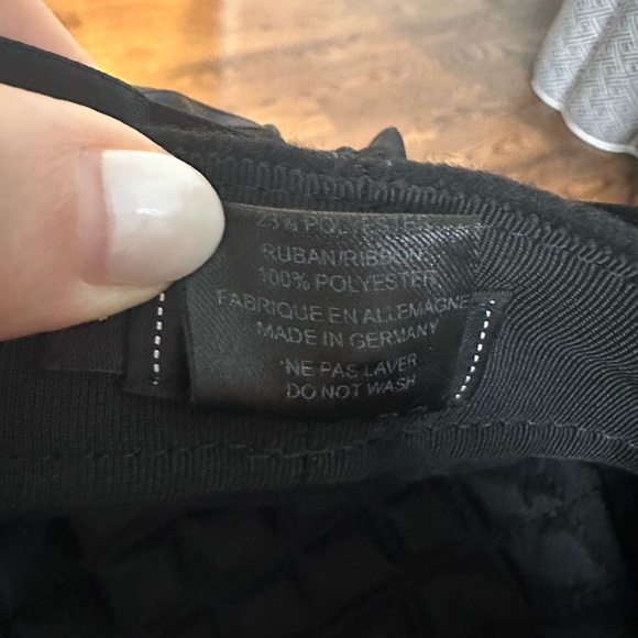 Authentic Chanel Hat Size S Black Wool 12035 - Picture 13 of 13